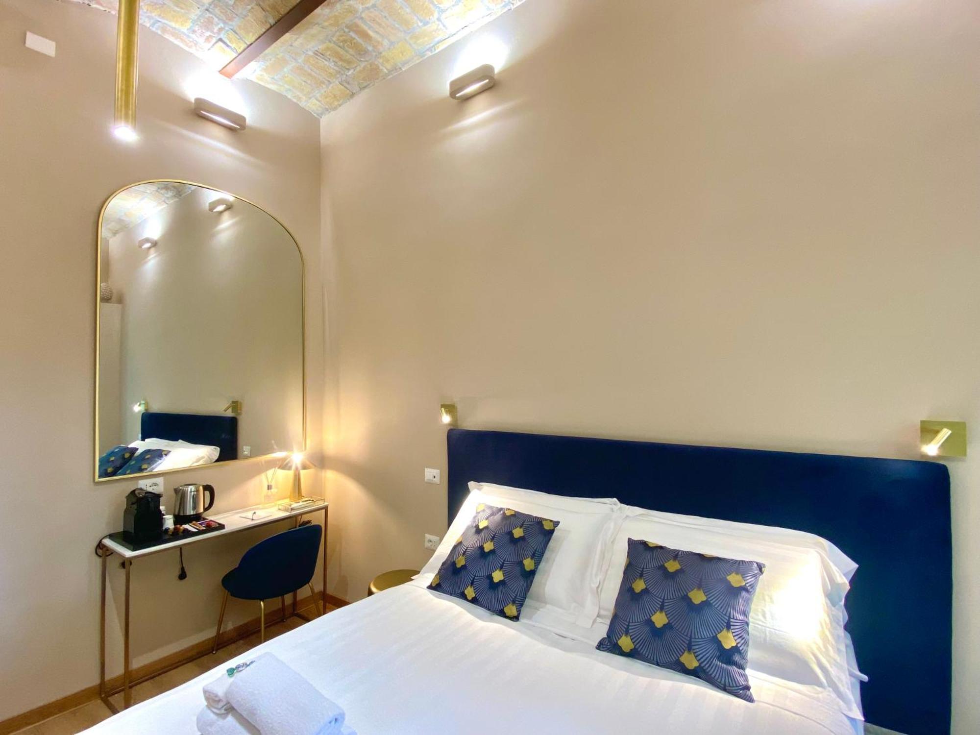 Queen Of Rome Luxury Rooms Exterior foto